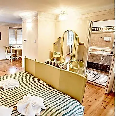 Hotel Palac Bazantarnia