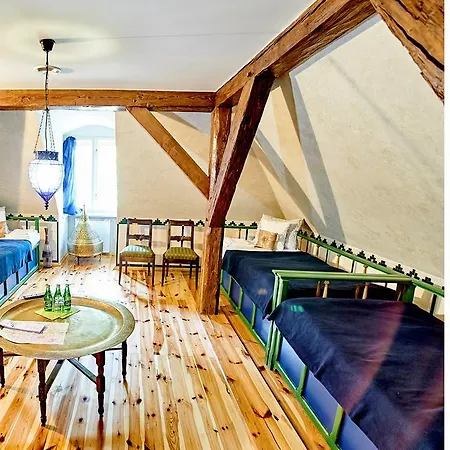 Palac Bazantarnia מלון