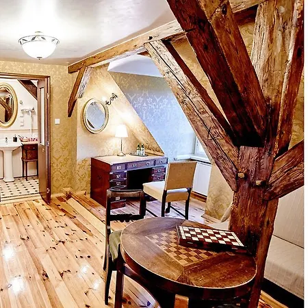 فندق Palac Bazantarnia بيشتنا