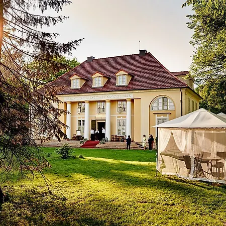 Palac Bazantarnia