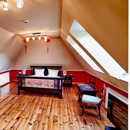 فندق Palac Bazantarnia بيشتنا