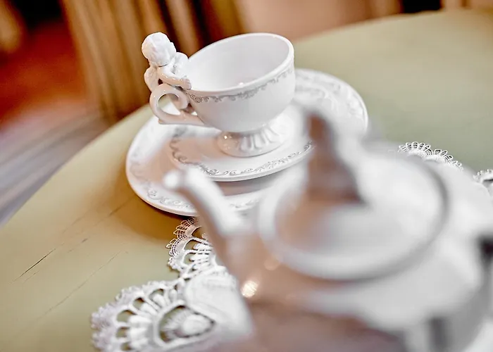 Hotel Pałac Bażantarnia *