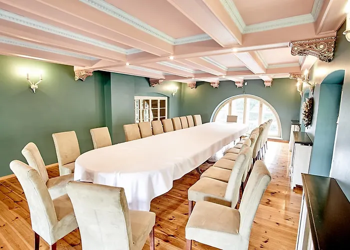 Pałac Bażantarnia *